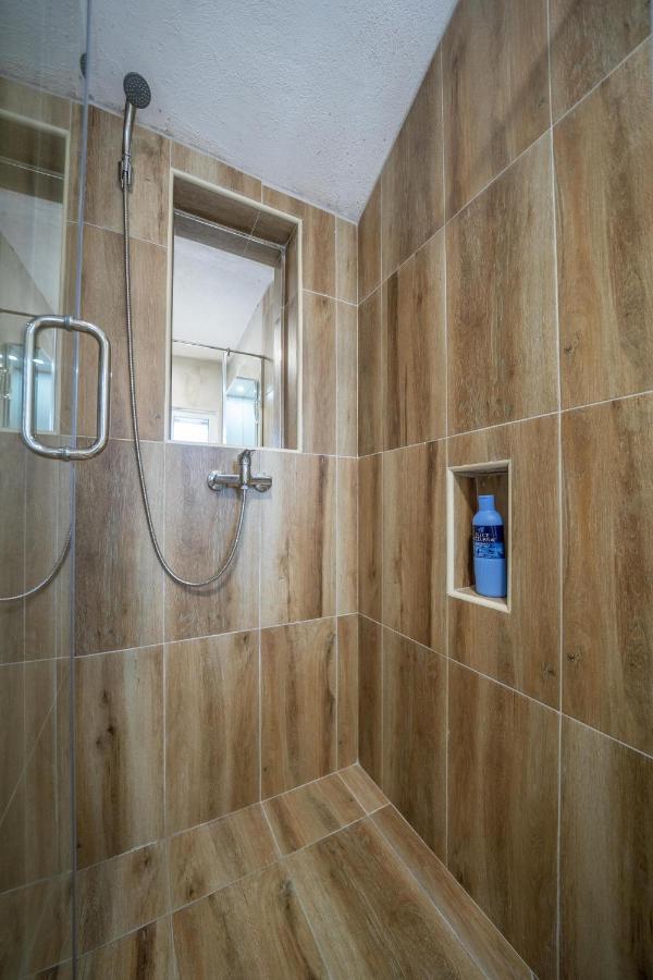 Apartman Anja Risan Εξωτερικό φωτογραφία